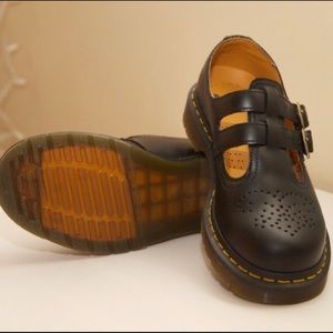 Dr. Martens Mary Jane